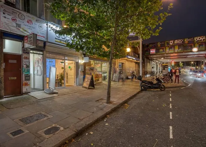 Grove Retreat 1 Bed Steps From Ladbroke Station