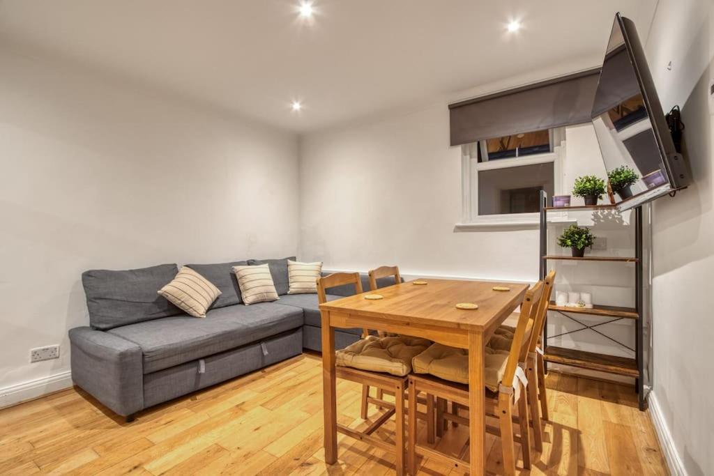 Apartment Grove Retreat 1 Bed Steps From Ladbroke Station *